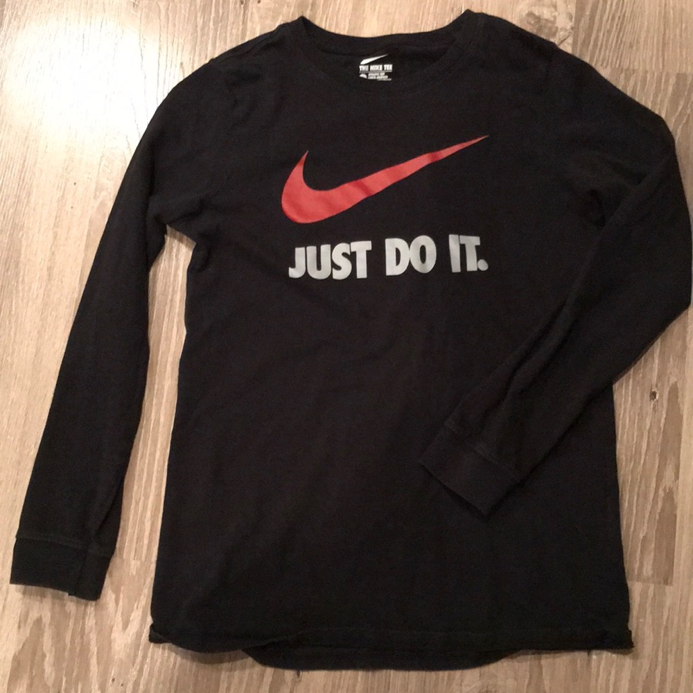Boys Nike Long Sleeve Tee